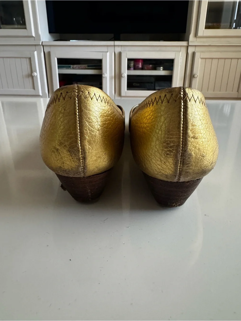 Tory Burch Gold Leather Ballet Flats with Logo Medallion
